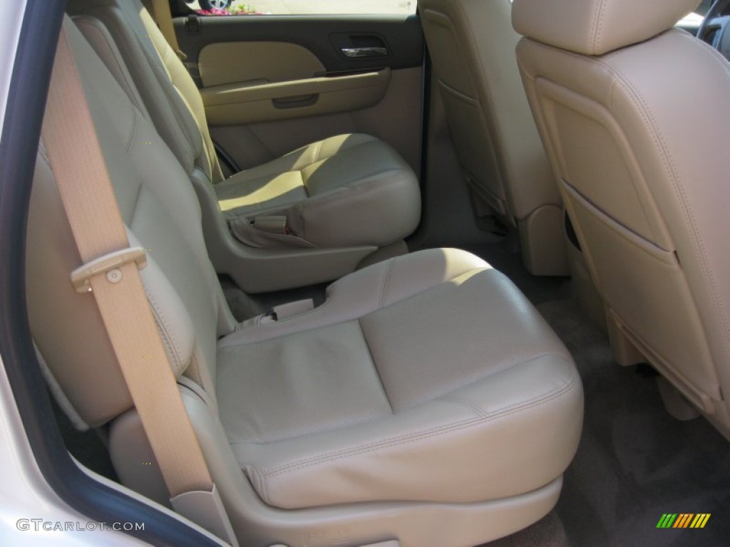 2009 Tahoe LTZ 4x4 - White Diamond Tricoat / Light Cashmere photo #36