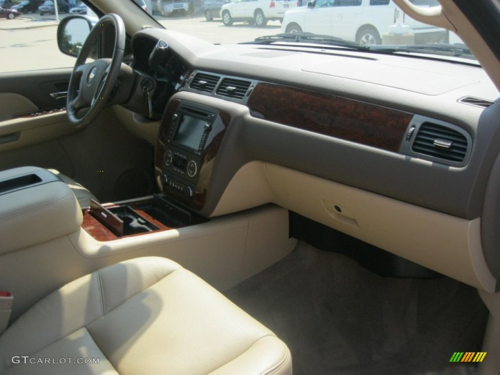 2009 Tahoe LTZ 4x4 - White Diamond Tricoat / Light Cashmere photo #39