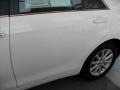Super White - Camry XLE Photo No. 8