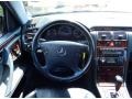 Black - E 320 Sedan Photo No. 22