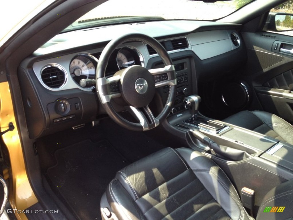 2010 Mustang V6 Premium Convertible - Sunset Gold Metallic / Charcoal Black photo #8