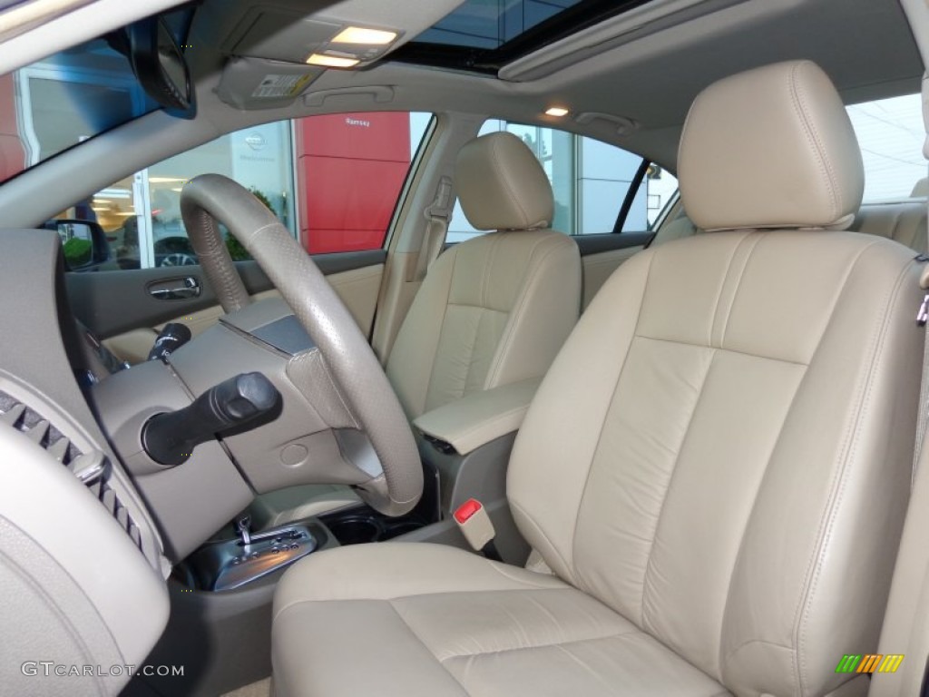 2010 Altima 2.5 SL - Sonoran Sand / Blond photo #8