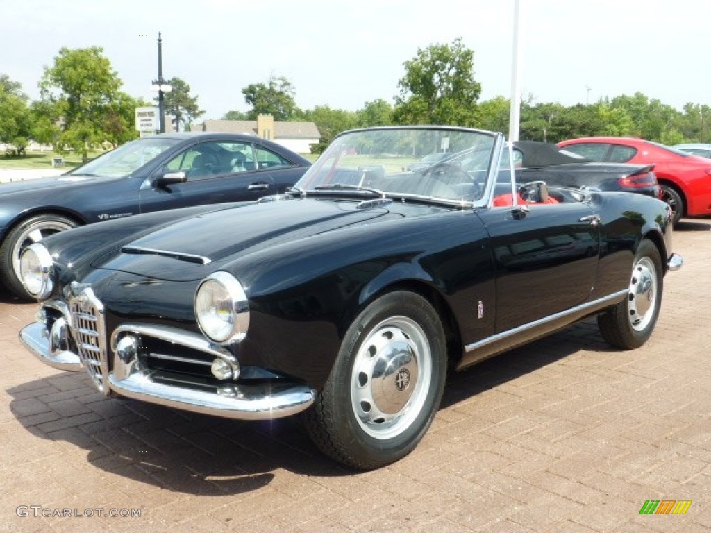 Black 1963 Alfa Romeo Giulia Spider Exterior Photo #85630468
