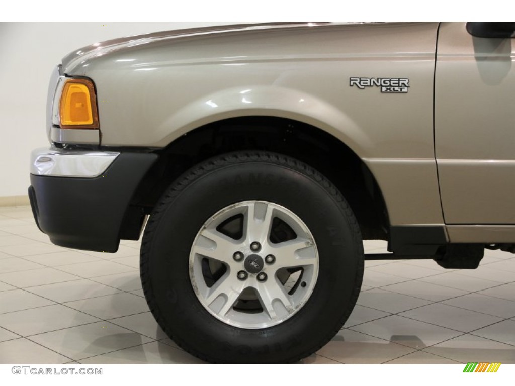 2004 Ranger XLT SuperCab 4x4 - Arizona Beige Metallic / Black/Medium Pebble photo #14