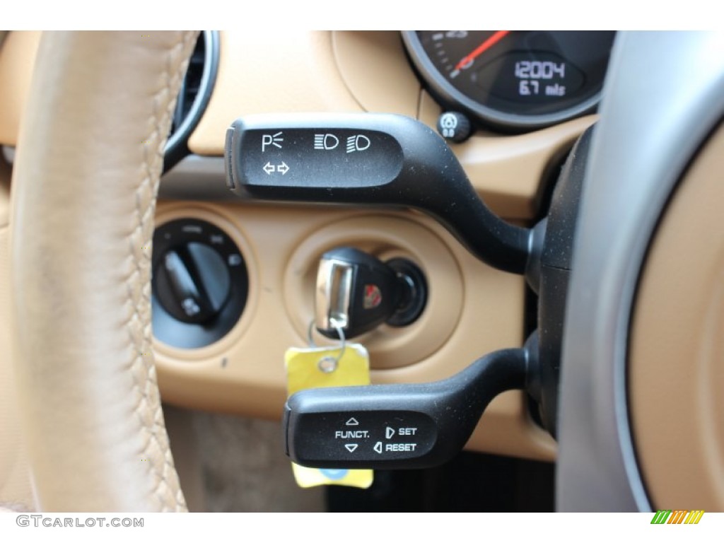 2010 Porsche Boxster Standard Boxster Model Controls Photo #85632964