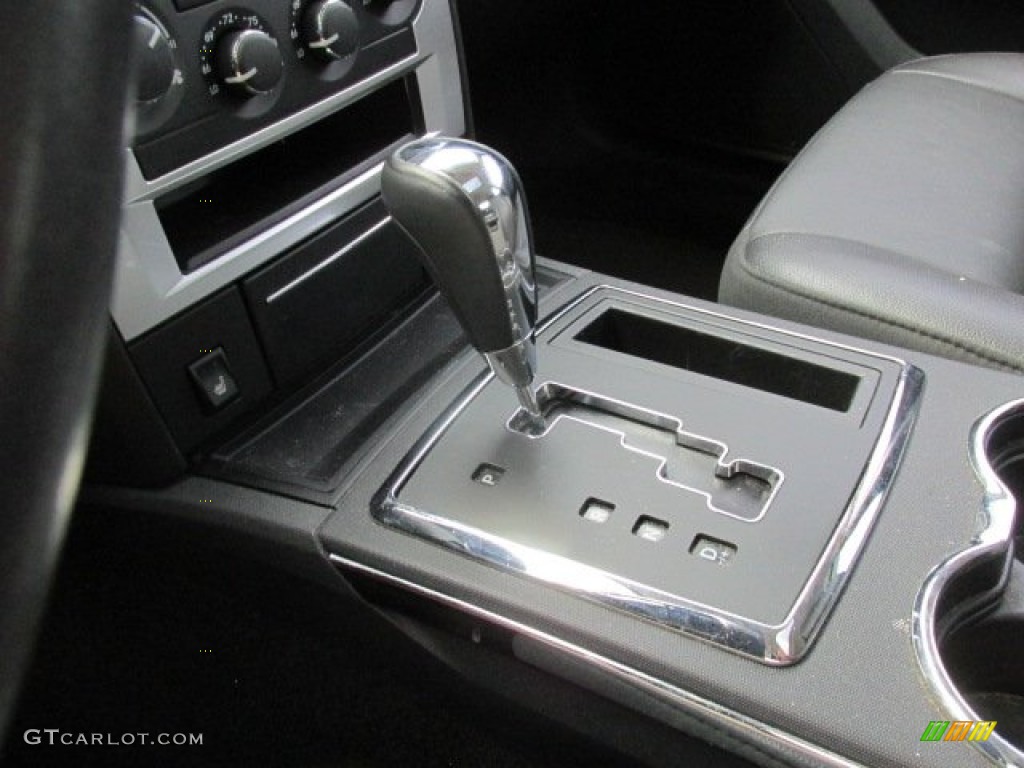 2009 Chrysler 300 Touring AWD Transmission Photos