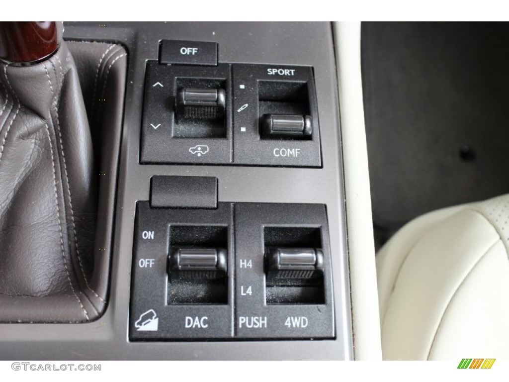 2012 Lexus GX 460 Premium Controls Photo #85635268