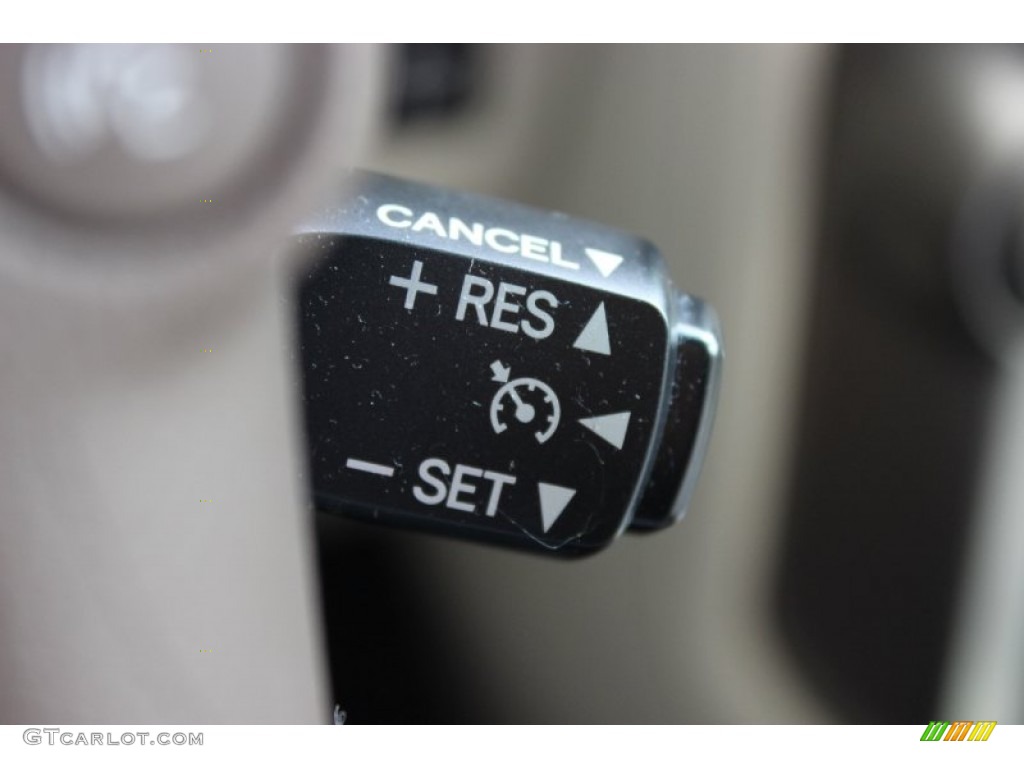 2012 Lexus GX 460 Premium Controls Photo #85635376