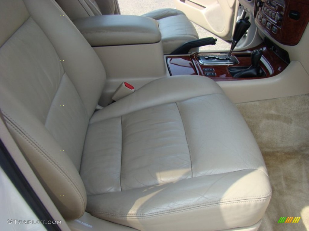2003 Land Cruiser  - Natural White / Stone photo #32