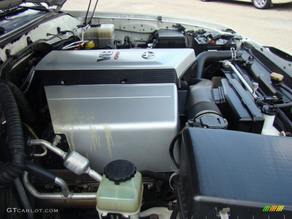2003 Land Cruiser  - Natural White / Stone photo #38