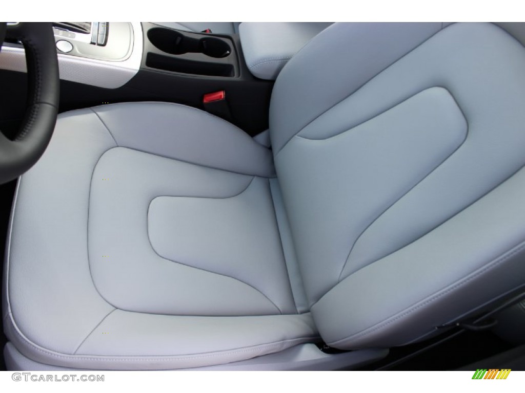 2014 Audi A4 2.0T Sedan Front Seat Photos