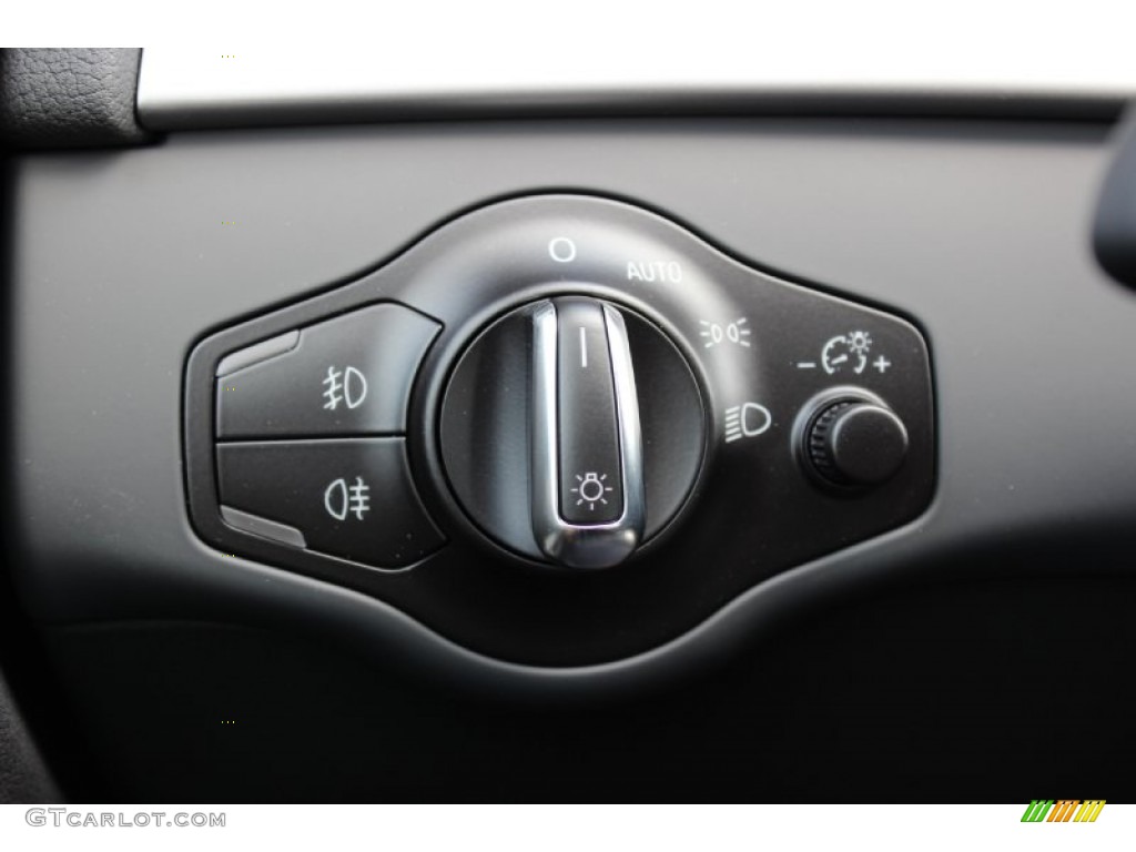2014 Audi A4 2.0T Sedan Controls Photo #85639111