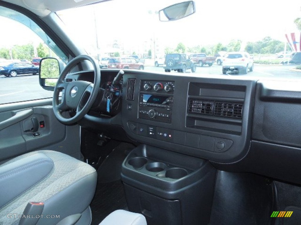 2013 Chevrolet Express LT 3500 Passenger Van Medium Pewter Dashboard Photo #85640141