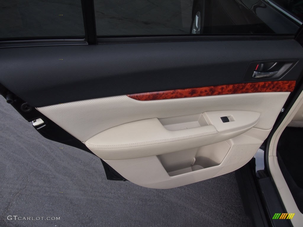 2011 Outback 2.5i Limited Wagon - Crystal Black Silica / Warm Ivory photo #11