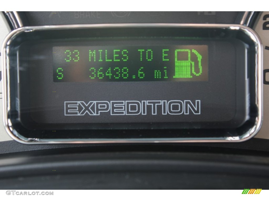 2010 Expedition EL Limited 4x4 - White Platinum Tri-Coat Metallic / Charcoal Black photo #16