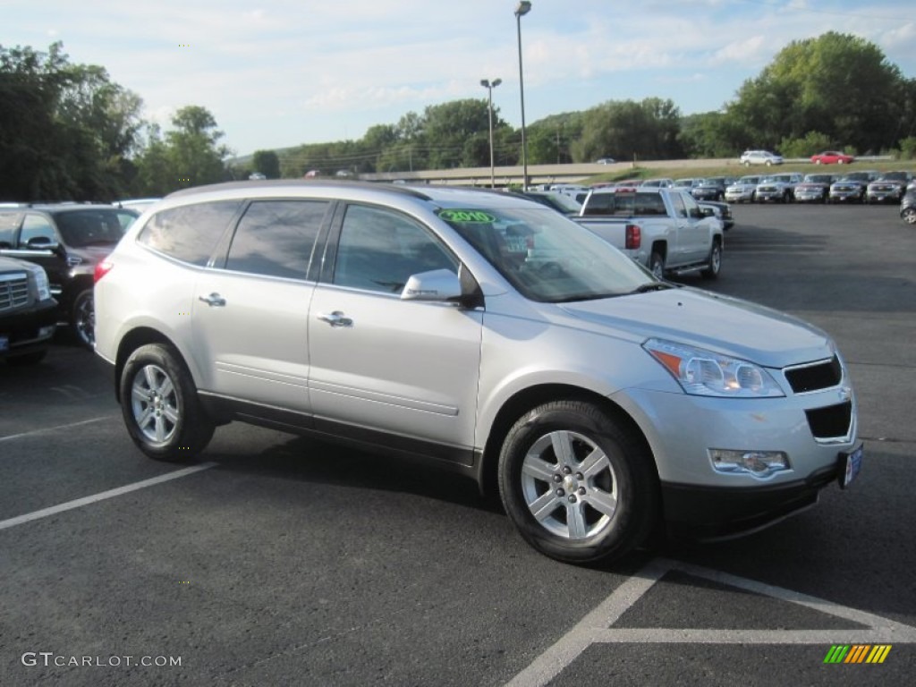 2010 Traverse LT AWD - Silver Ice Metallic / Ebony photo #3