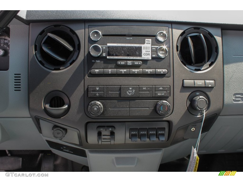 2013 F350 Super Duty XL Regular Cab Stake Truck - Oxford White / Steel photo #13