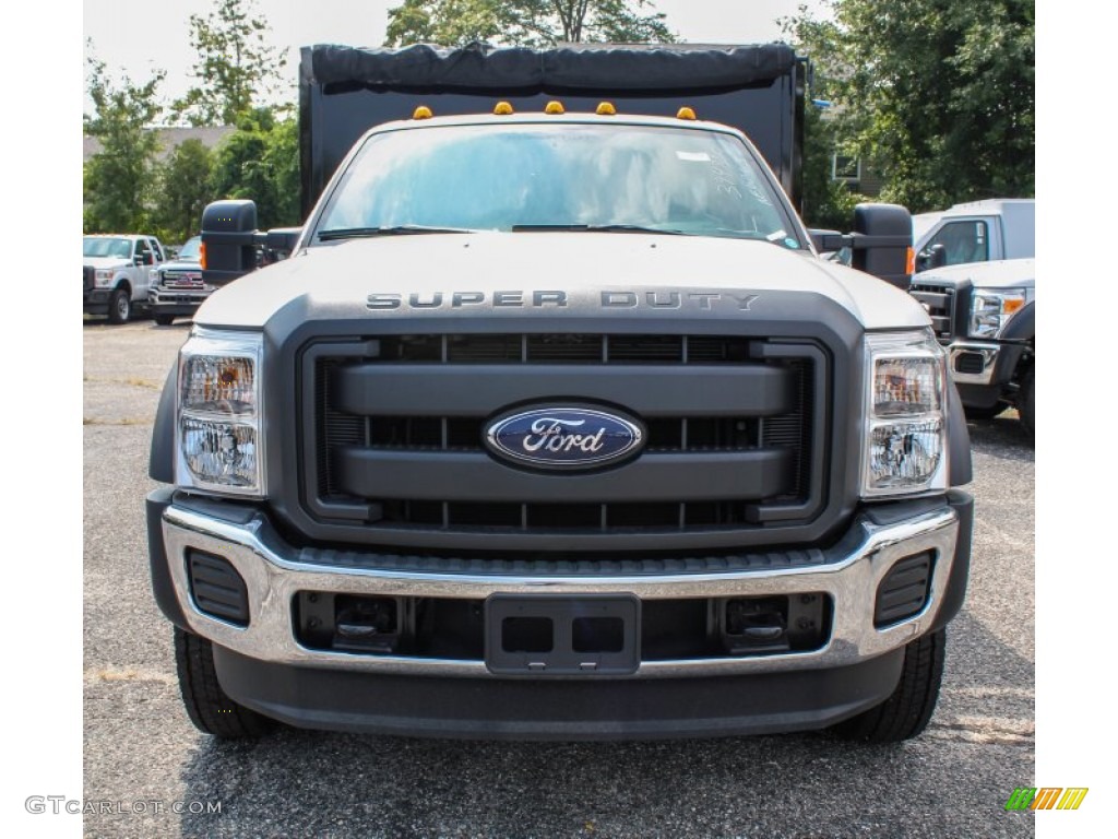 Oxford White 2013 Ford F550 Super Duty XL Regular Cab 4x4 Dump Truck Exterior Photo #85645889