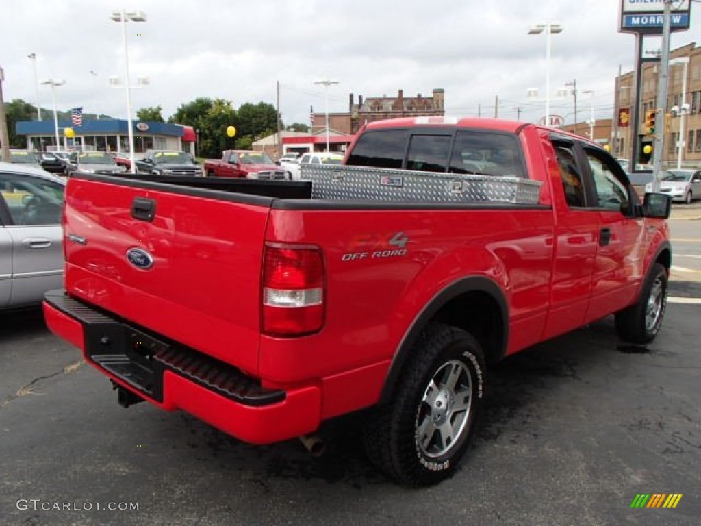 2005 F150 XLT SuperCab 4x4 - Bright Red / Medium Flint/Dark Flint Grey photo #8