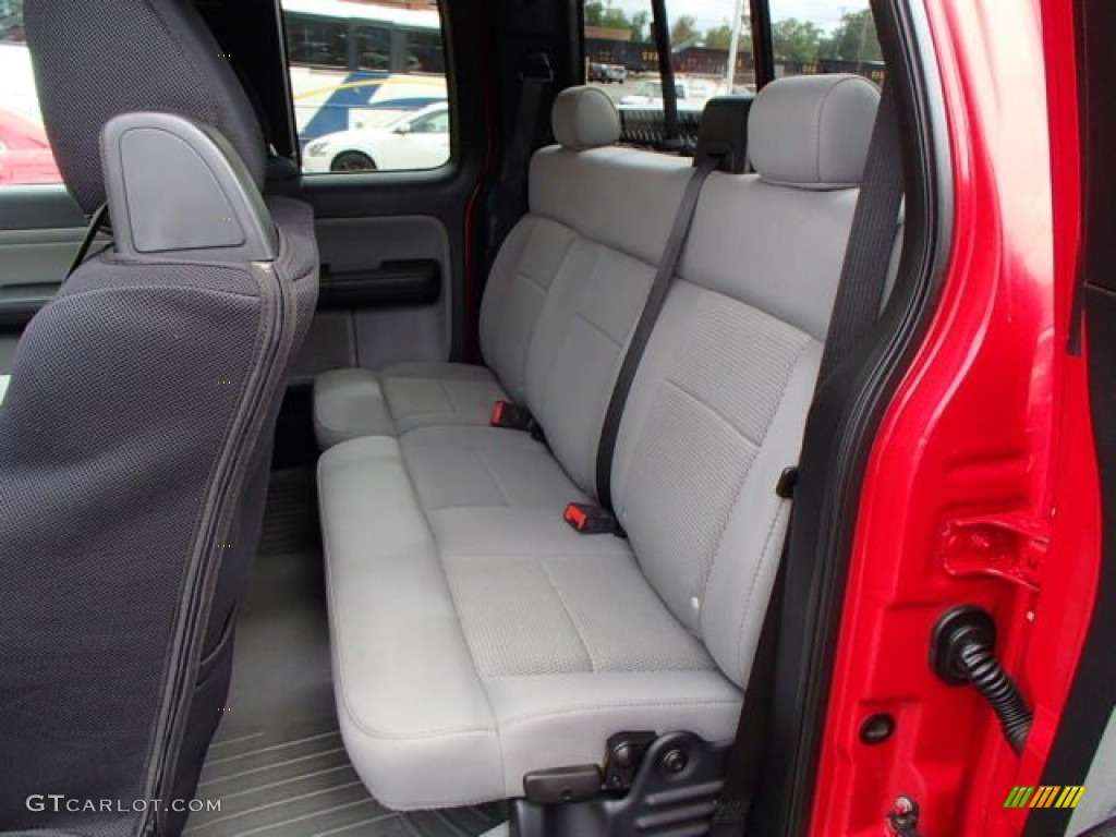 2005 F150 XLT SuperCab 4x4 - Bright Red / Medium Flint/Dark Flint Grey photo #11