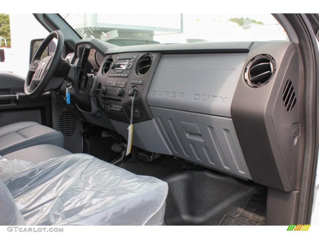 2013 Ford F550 Super Duty XL Regular Cab 4x4 Dump Truck Dashboard Photos