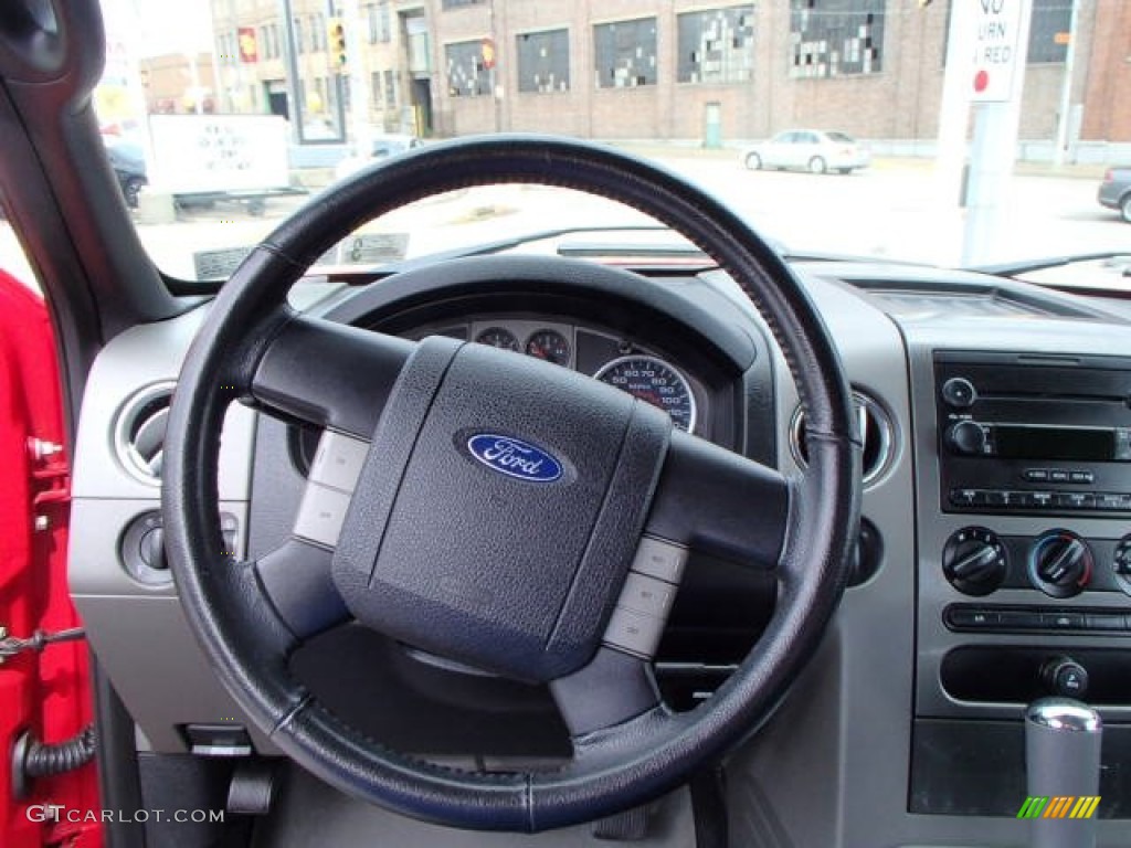 2005 F150 XLT SuperCab 4x4 - Bright Red / Medium Flint/Dark Flint Grey photo #18