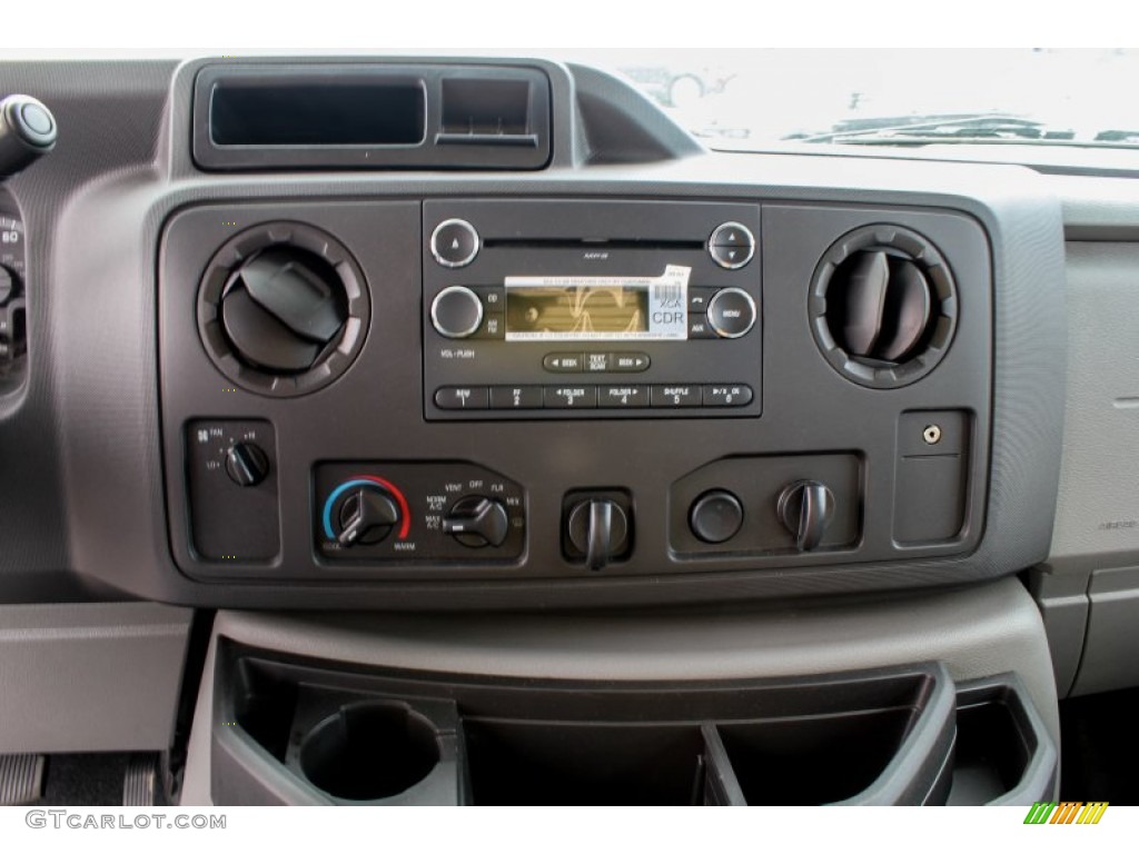 2013 Ford E Series Cutaway E450 Commercial Moving Truck Controls Photo #85647188