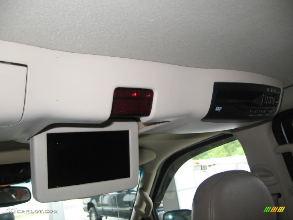 2005 Mountaineer V6 AWD - Oxford White / Medium Dark Parchment photo #14