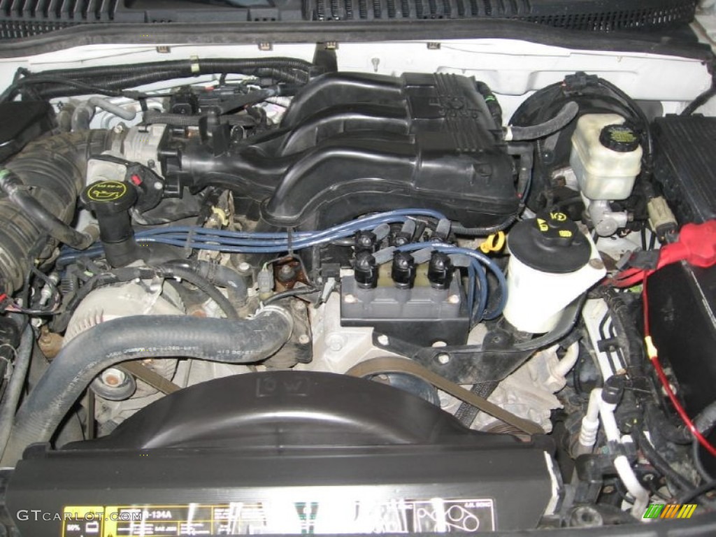 2005 Mercury Mountaineer V6 AWD Engine Photos