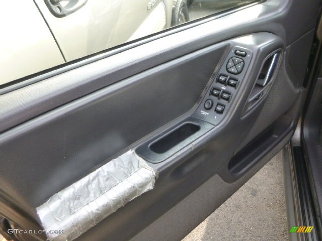 2000 Grand Cherokee Laredo 4x4 - Taupe Frost Metallic / Taupe photo #11