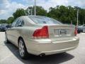 Lunar Gold Metallic - S60 2.5T Photo No. 4