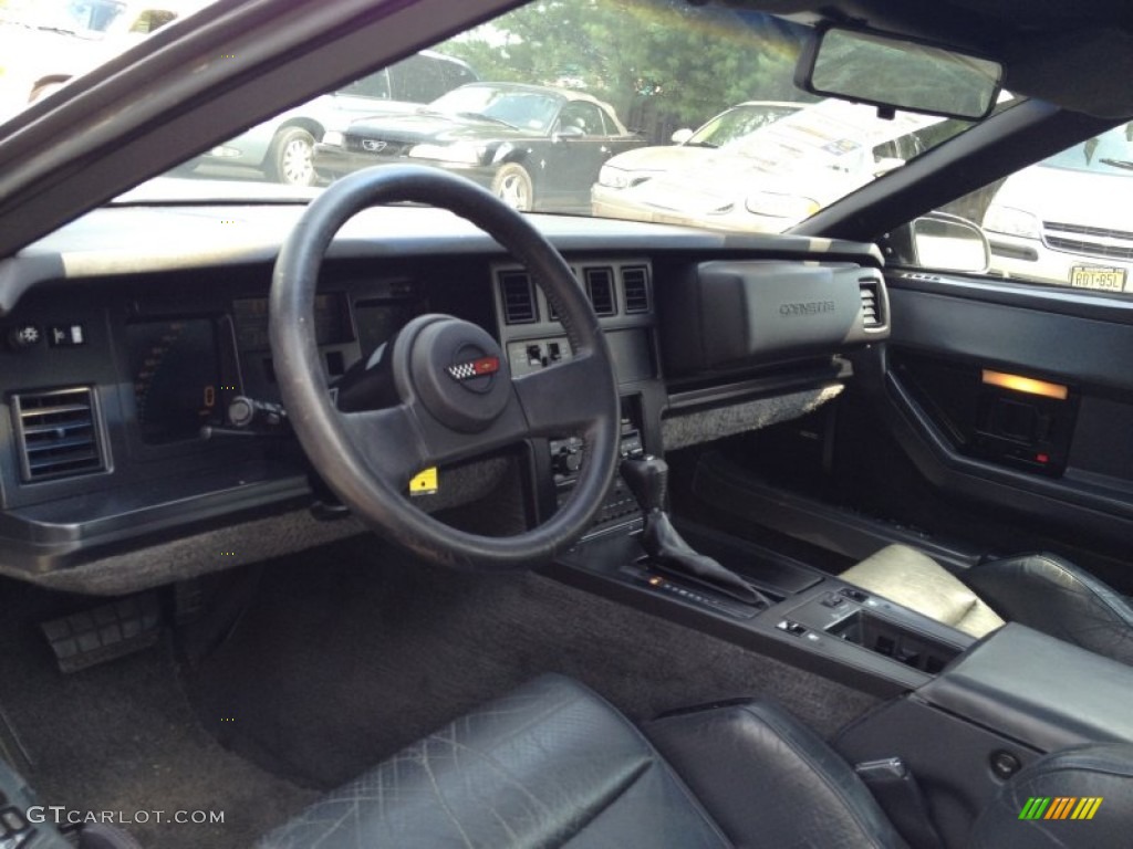 1987 Corvette Coupe - Silver Beige Metallic / Black photo #9