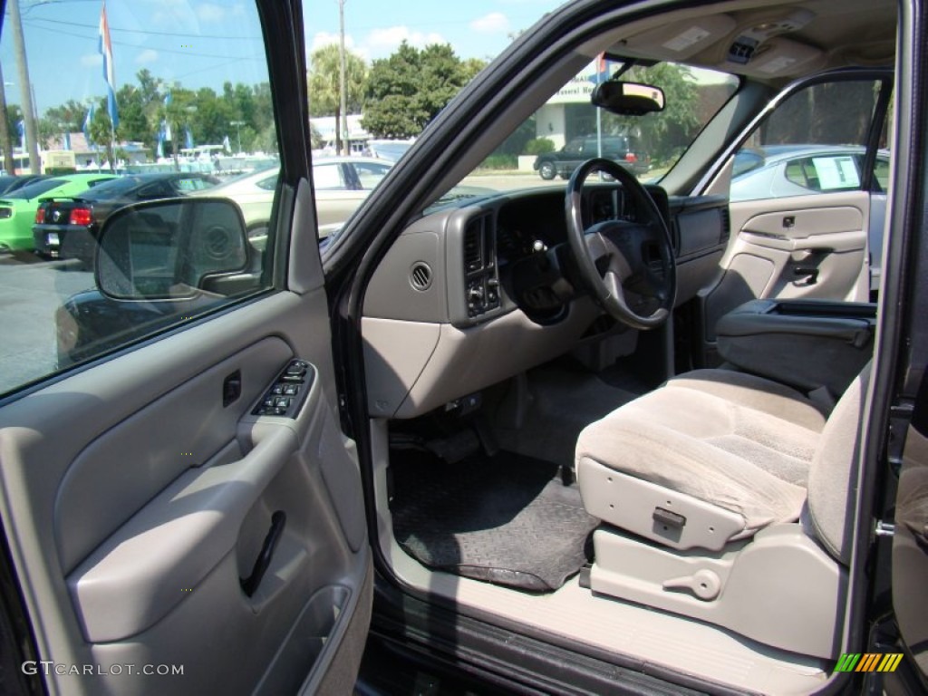 2004 Tahoe LS - Dark Gray Metallic / Gray/Dark Charcoal photo #9