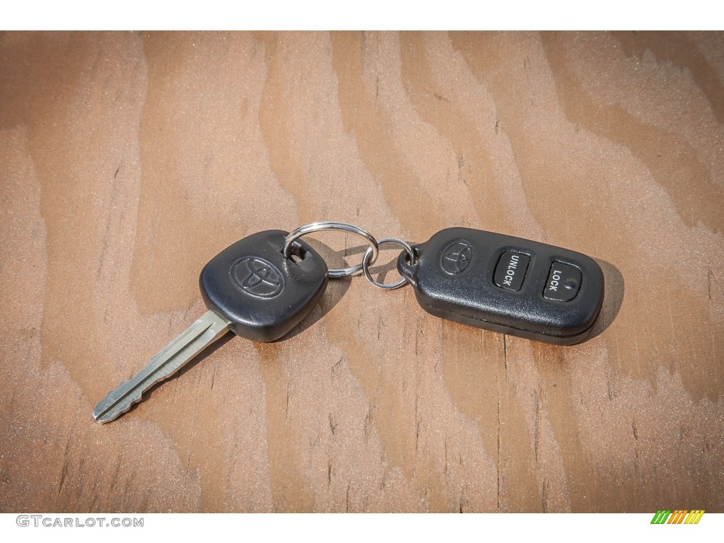 2000 Toyota Camry XLE V6 Keys Photo #85652193