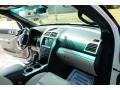 2011 White Suede Ford Explorer XLT 4WD  photo #21