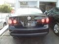 Black - Jetta SE Sedan Photo No. 4