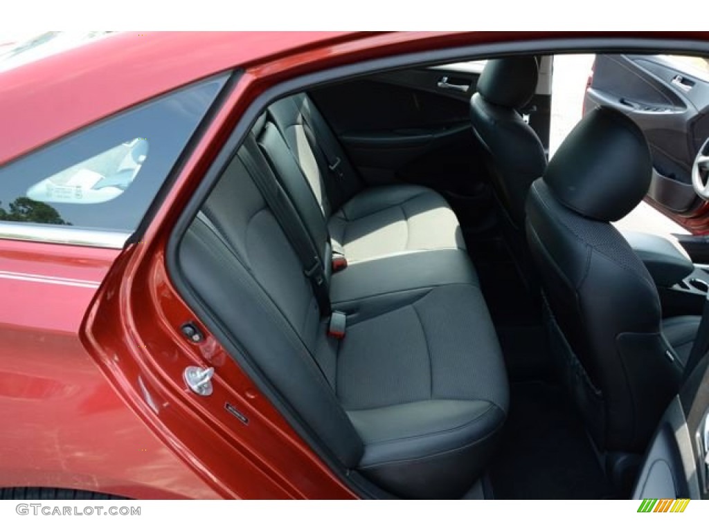 2011 Sonata SE 2.0T - Venetian Red / Black photo #15