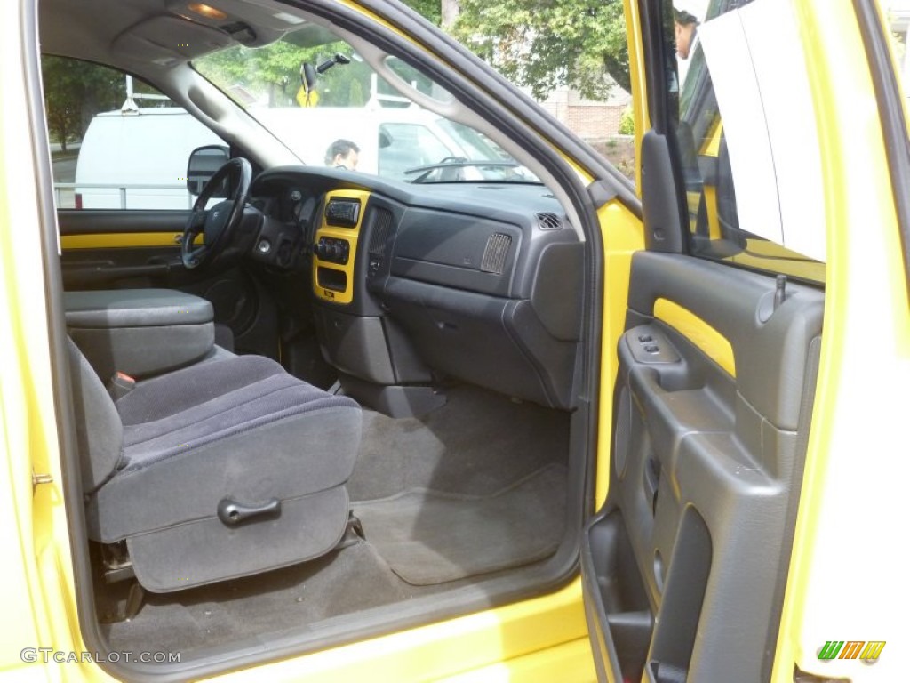 2004 Ram 1500 SLT Rumble Bee Regular Cab - Solar Yellow / Dark Slate Gray/Yellow Accents photo #7