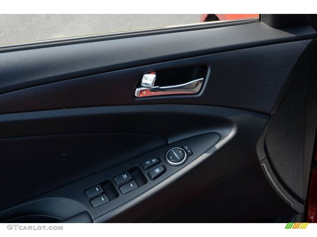 2011 Sonata SE 2.0T - Venetian Red / Black photo #20