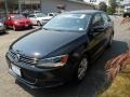 Black Uni - Jetta SE Sedan Photo No. 3