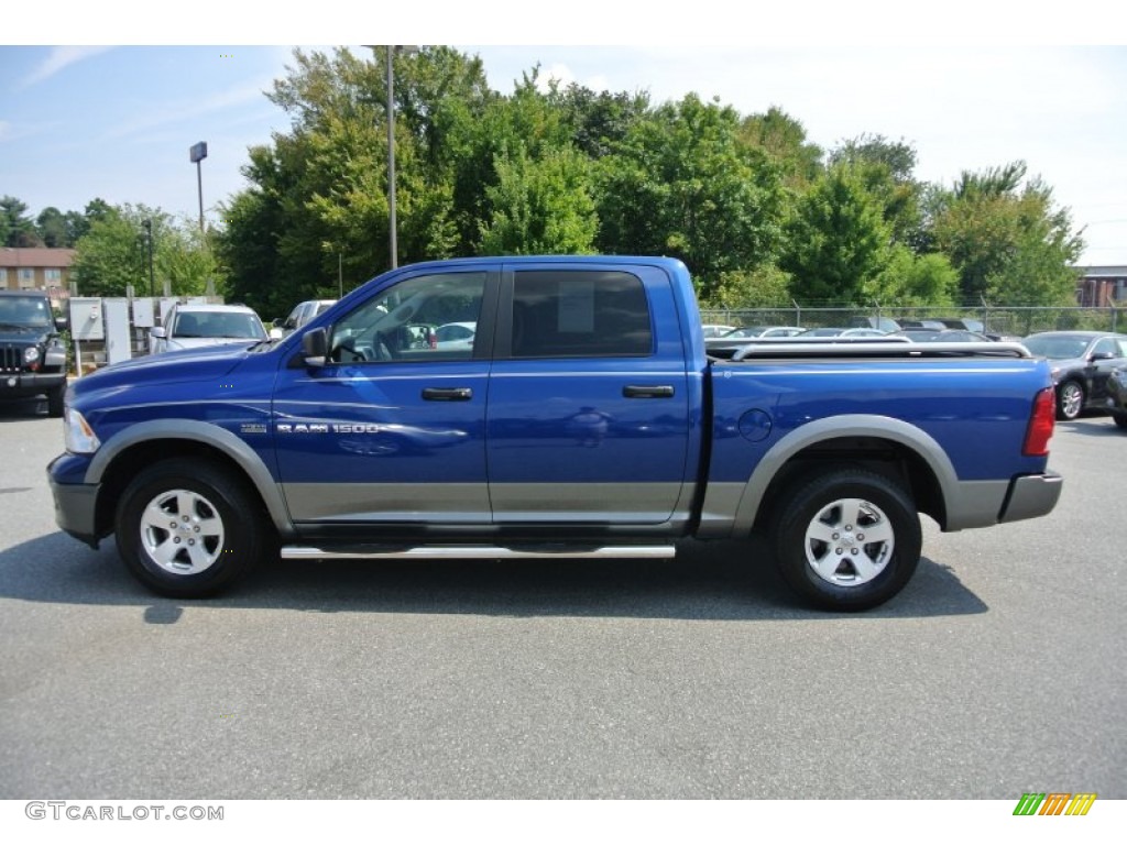 2011 Ram 1500 SLT Crew Cab - Deep Water Blue Pearl / Dark Slate Gray/Medium Graystone photo #3