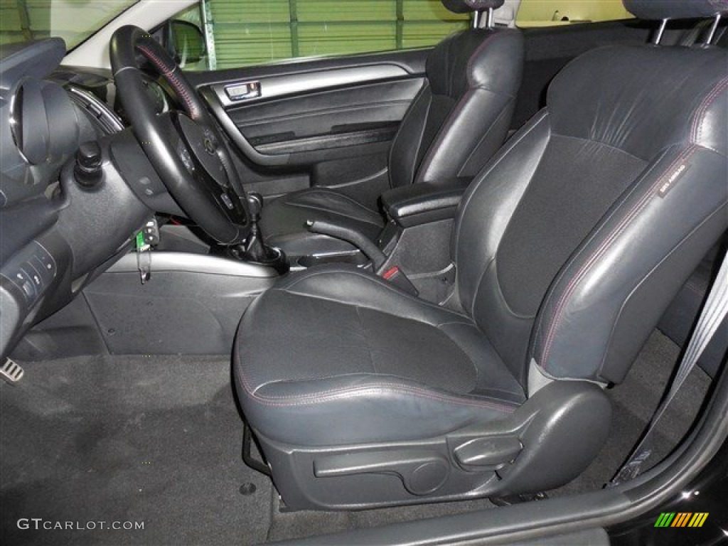 2013 Kia Forte Koup SX Front Seat Photo #85666349