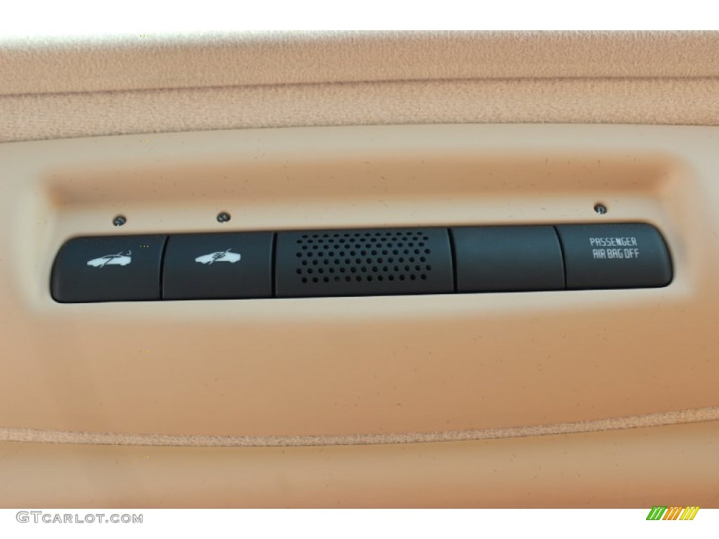 2010 Maserati Quattroporte Standard Quattroporte Model Controls Photo #85666373