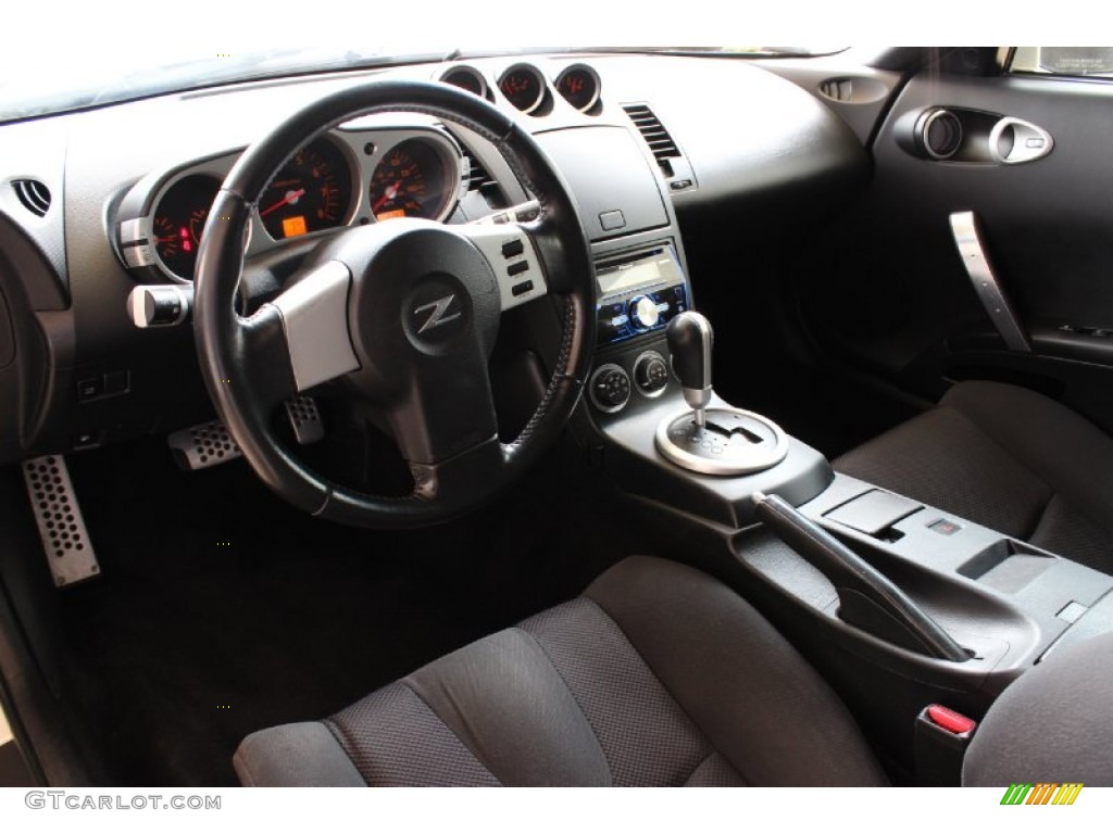 2004 350Z Touring Coupe - Pikes Peak White Pearl / Carbon Black photo #13