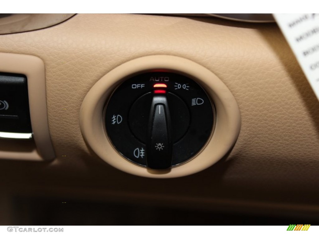 2013 Porsche Cayenne S Controls Photo #85668133