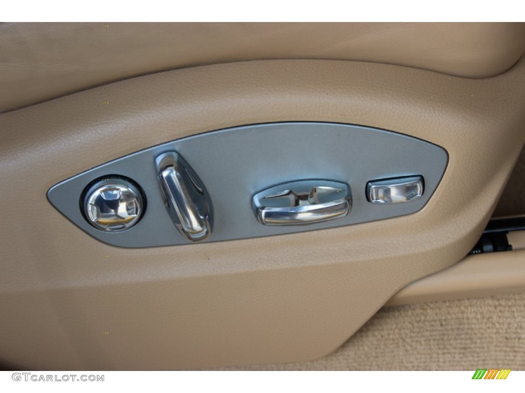 2013 Porsche Cayenne S Controls Photo #85668463