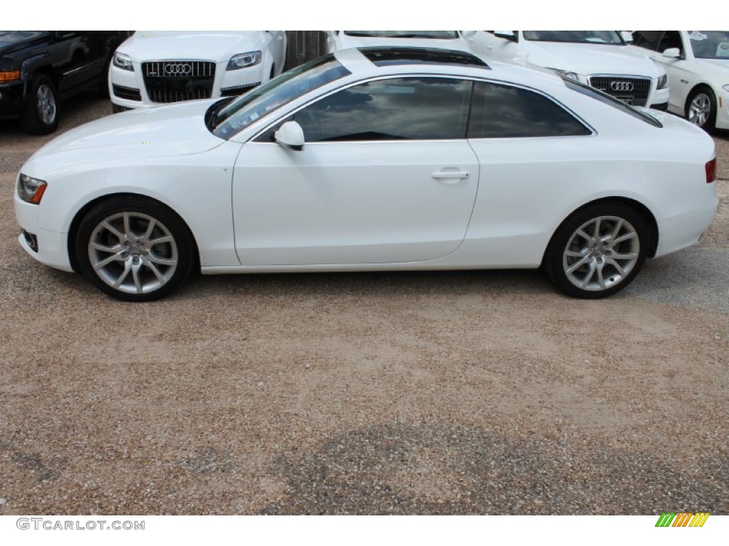 2012 A5 2.0T quattro Coupe - Ibis White / Light Gray photo #4