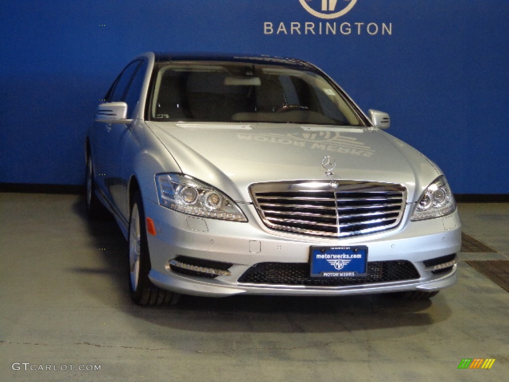 2011 S 550 4Matic Sedan - Iridium Silver Metallic / Black photo #1