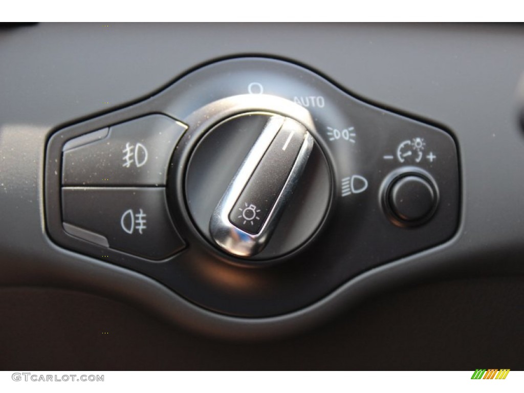 2014 Audi A4 2.0T quattro Sedan Controls Photo #85676996