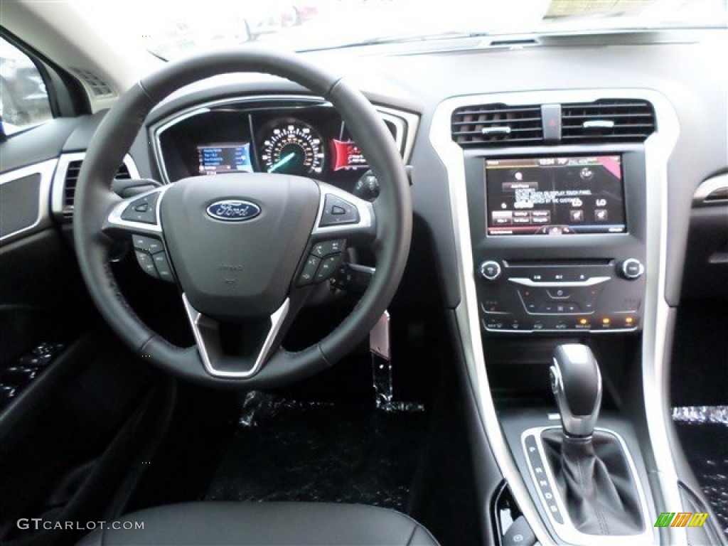 2014 Fusion SE EcoBoost - Sterling Gray / Charcoal Black photo #15